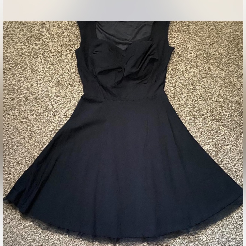 2x Black Dress